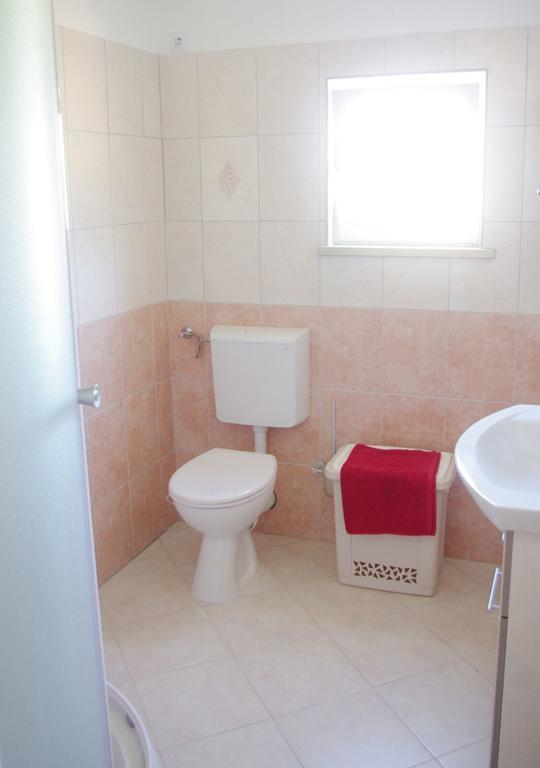 Apartments Mare Kneza Luaran gambar